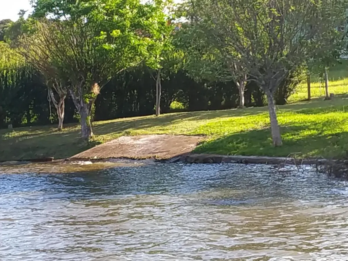Chácara no Salto Caveiras Vila Lages 0*,  Brasil